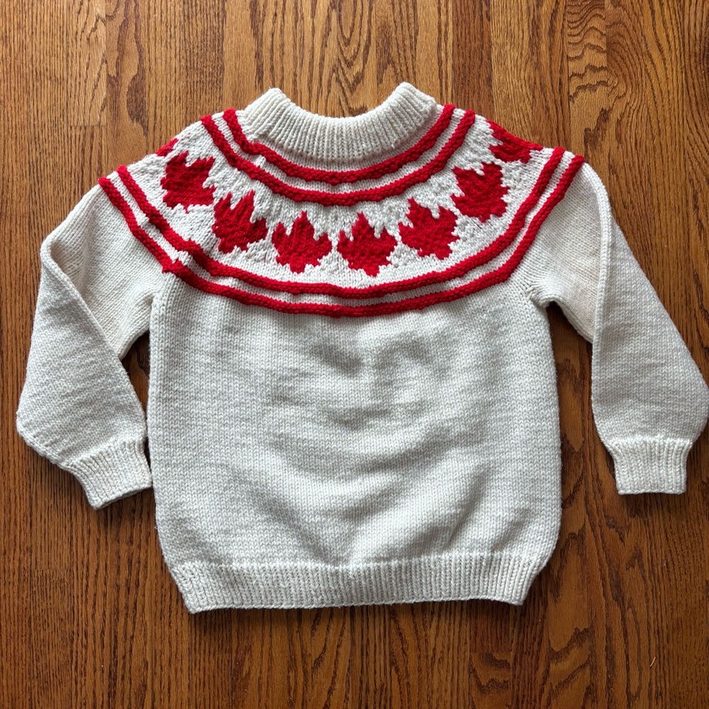 Vintage Patons Oh Canada Sweater